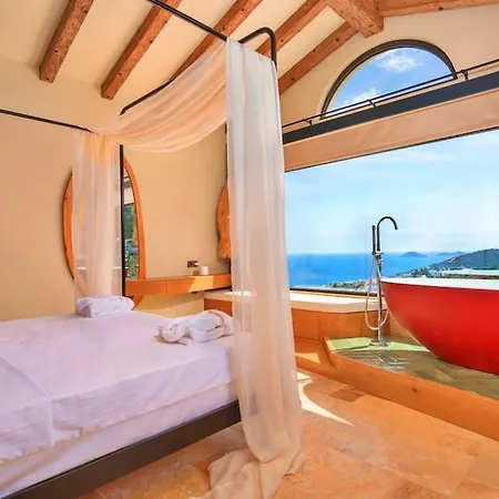 Thalia - Ultra Luxury For 10 People