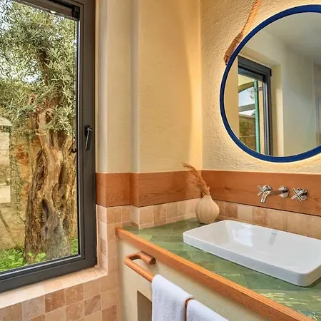 Thalia - Ultra Luxury For 10 People Villa *