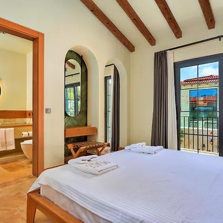 Villa Thalia - Ultra Luxury For 10 People *